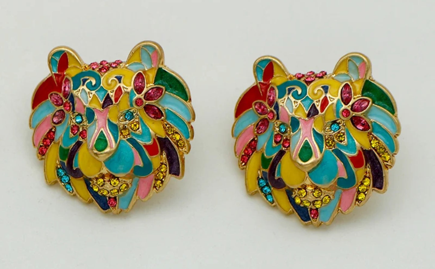 Lionheart Rainbow Studs